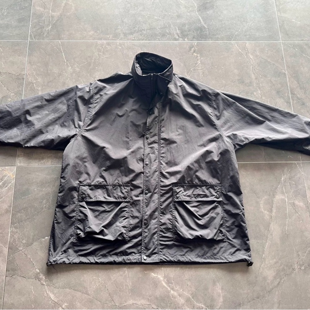 balenciaga black windbreaker in wonderful condition
